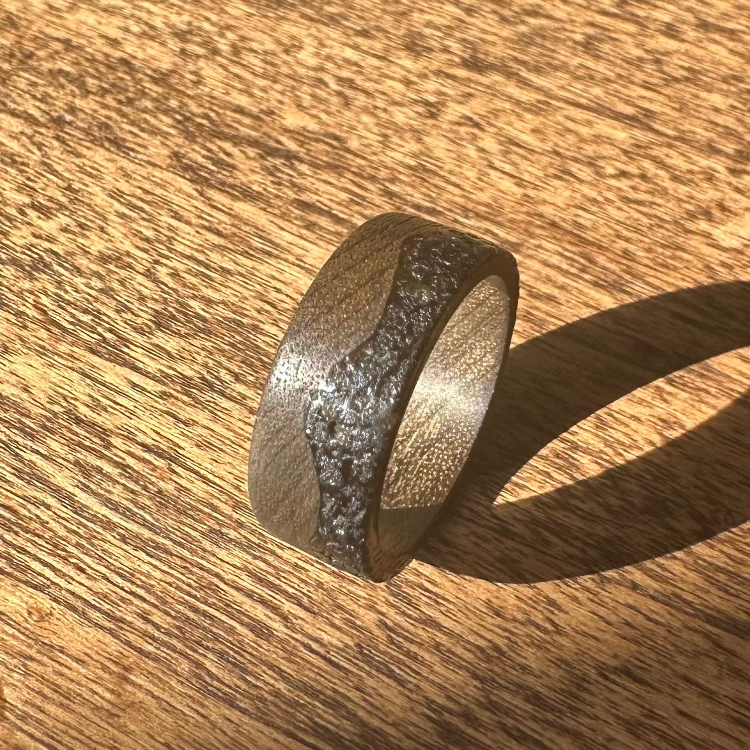 Golden Wood Obsidian Peak Inlay Band