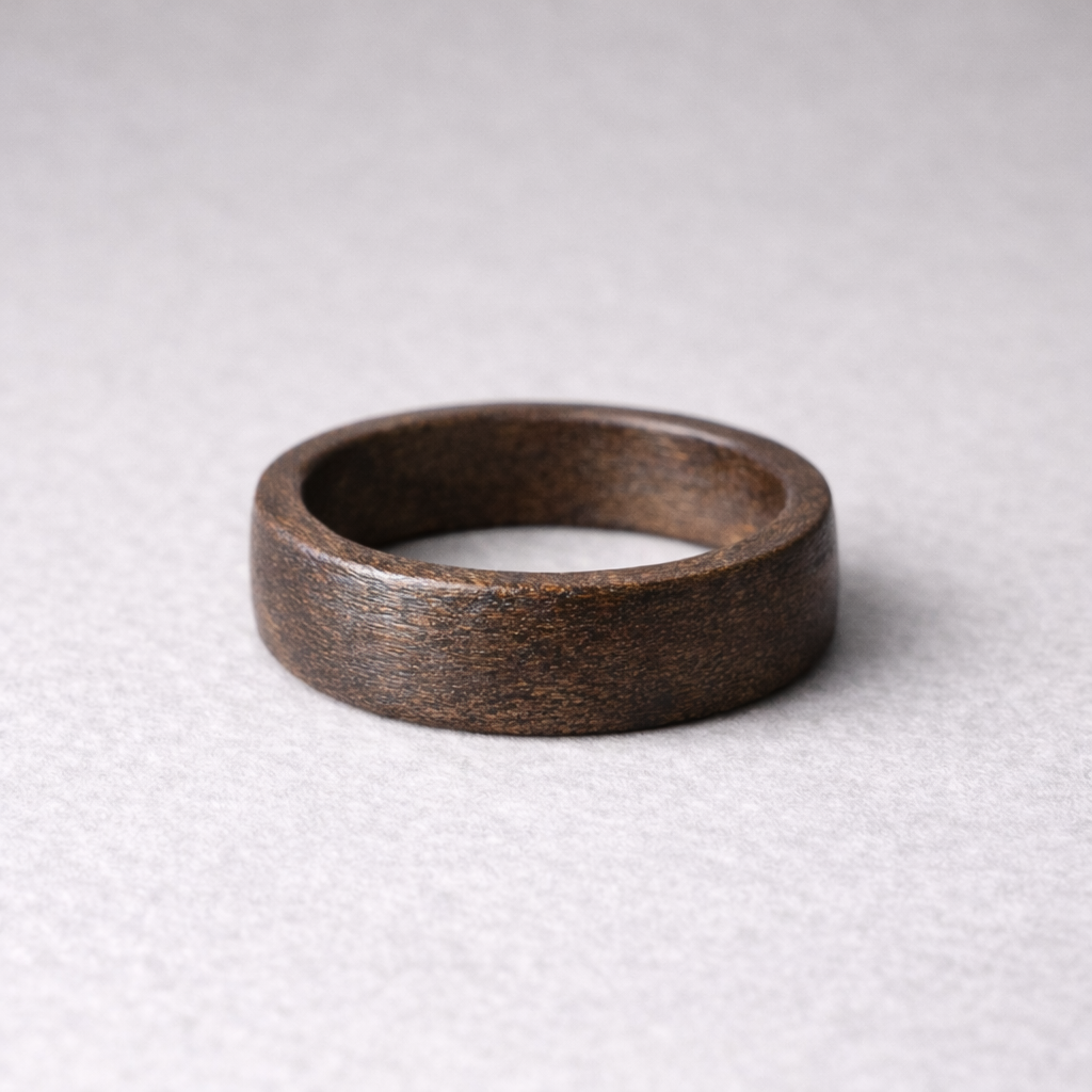 Golden Phoebe Wood Ring